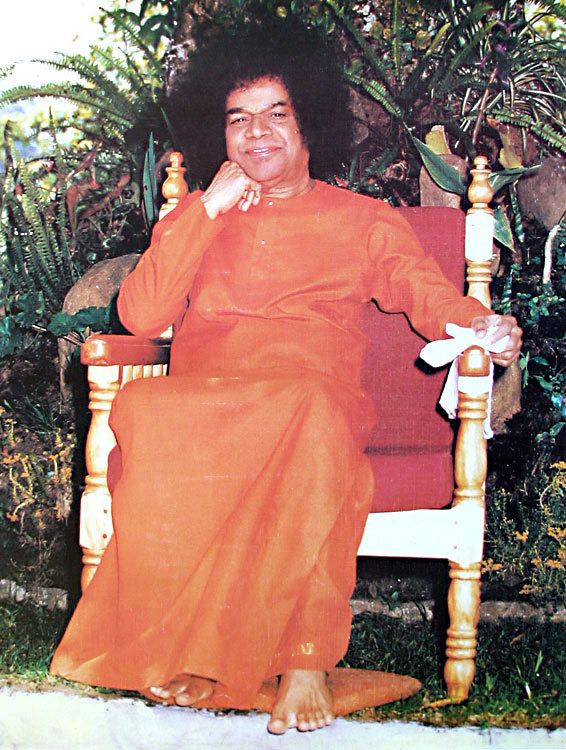 satya-sai-baba-AD91_l